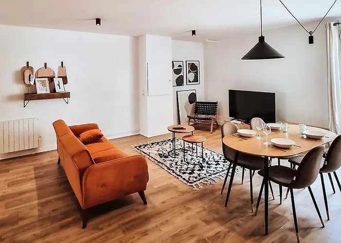 Troyes City Center Rue Zola : Space And Comfort